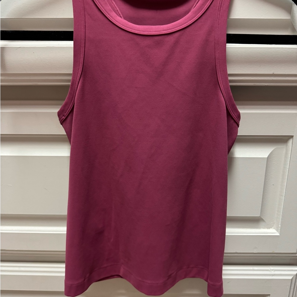 Lululemon Align waist length racerback size 4 in color velvet mauve. EUC